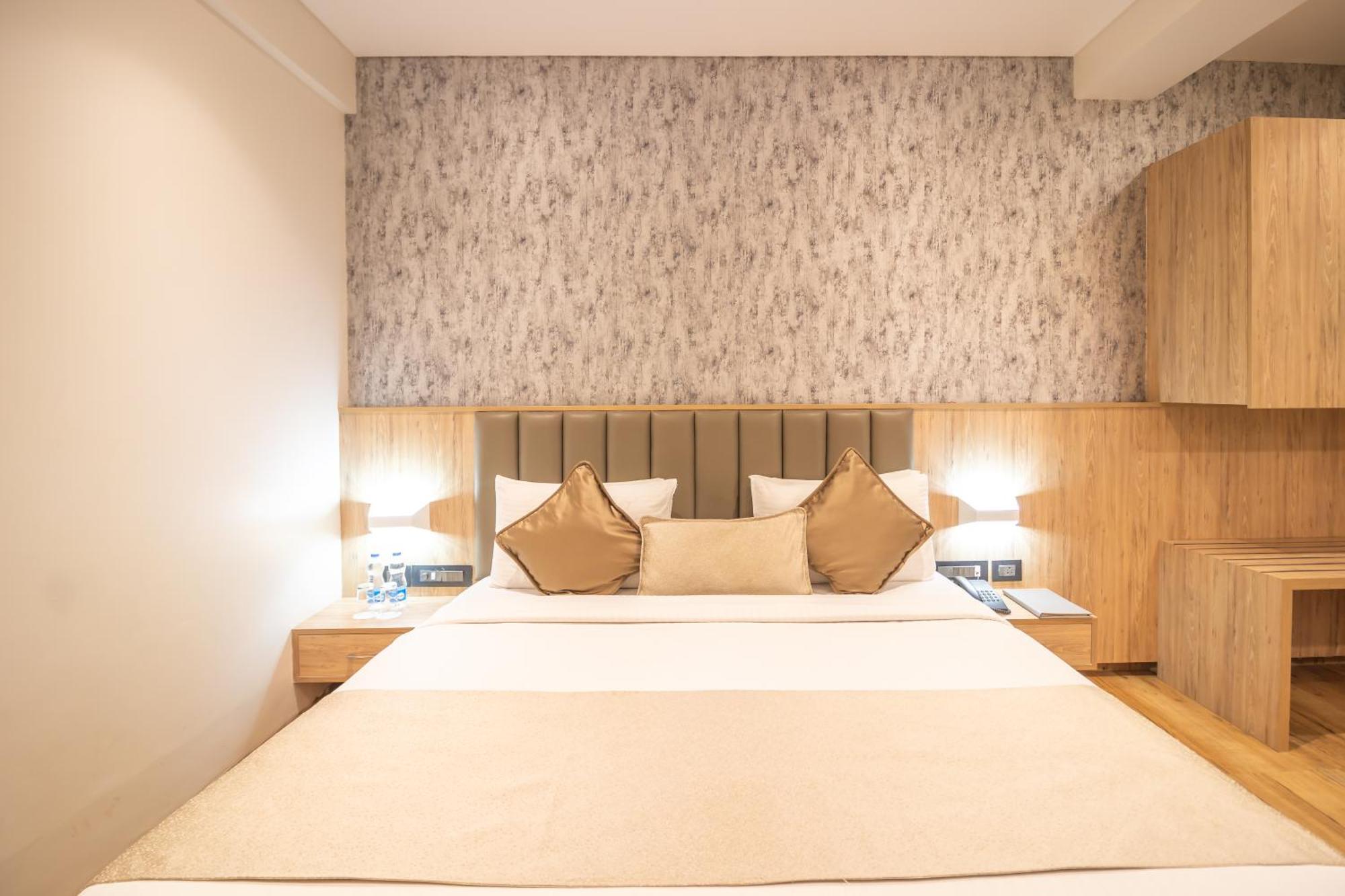 Hotel Celestiial , Candolim Zewnętrze zdjęcie