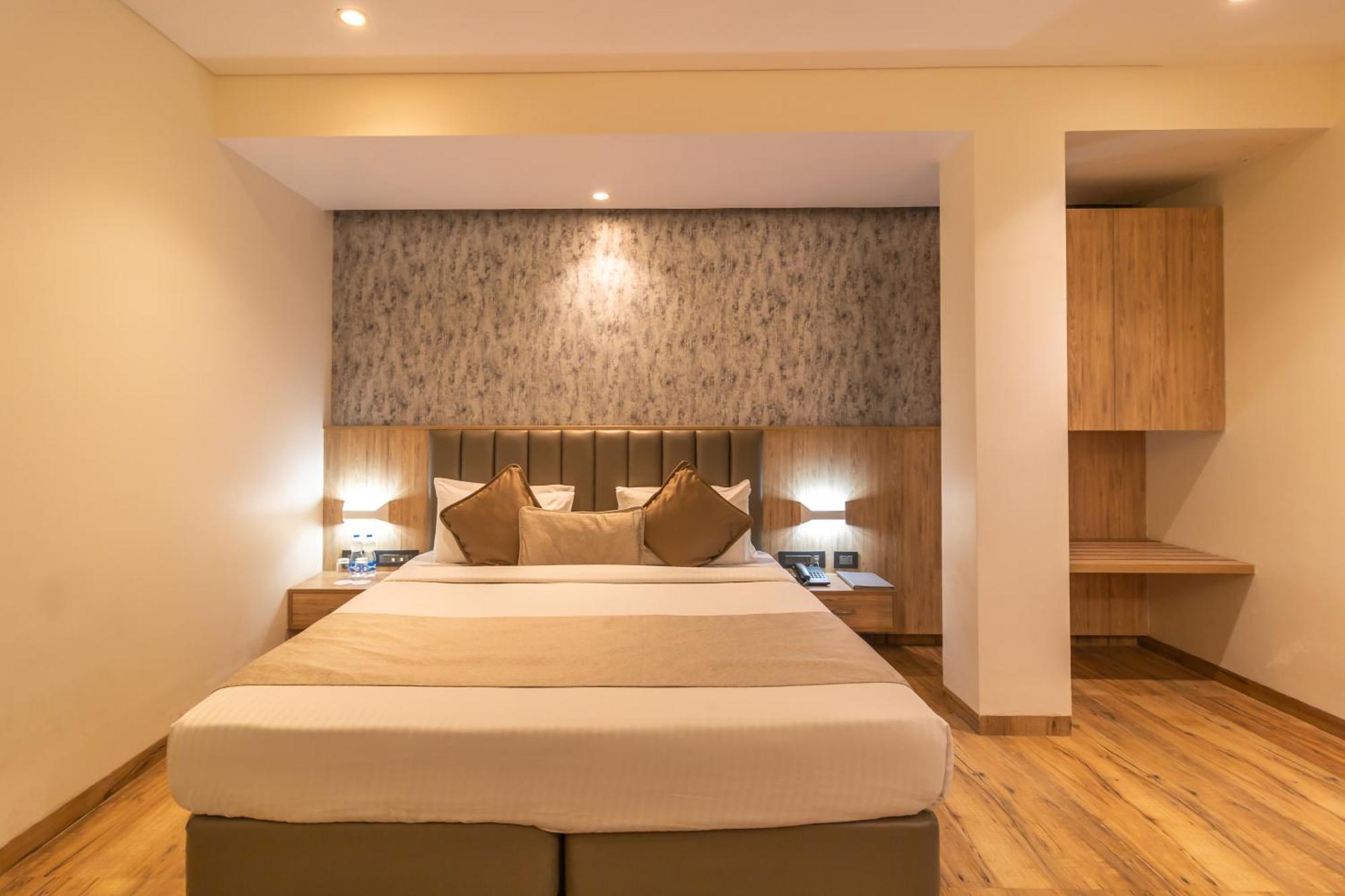 Hotel Celestiial , Candolim Zewnętrze zdjęcie